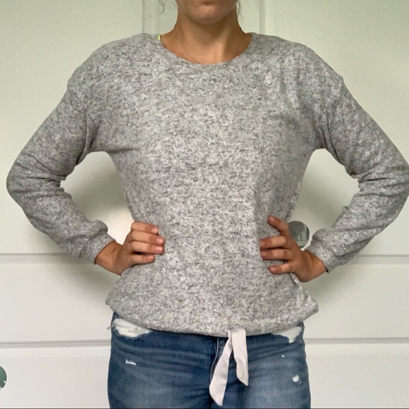 Lauren Conrad small grey soft sleep/lounge shirt - Picture 2 of 4